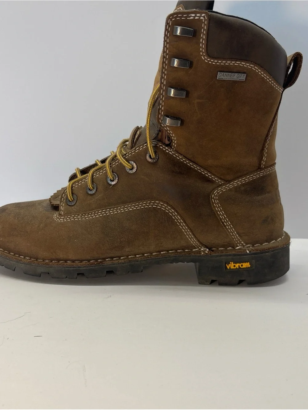 Danner Gritstone men’s 8” size 9 Brown Suede Work Boot with Vibram ASTM F2892-11